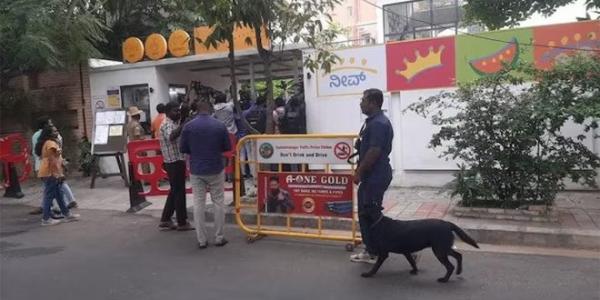 إخلاء 44 مدرسة هندية تلقت تهديدات بوجود قنابل