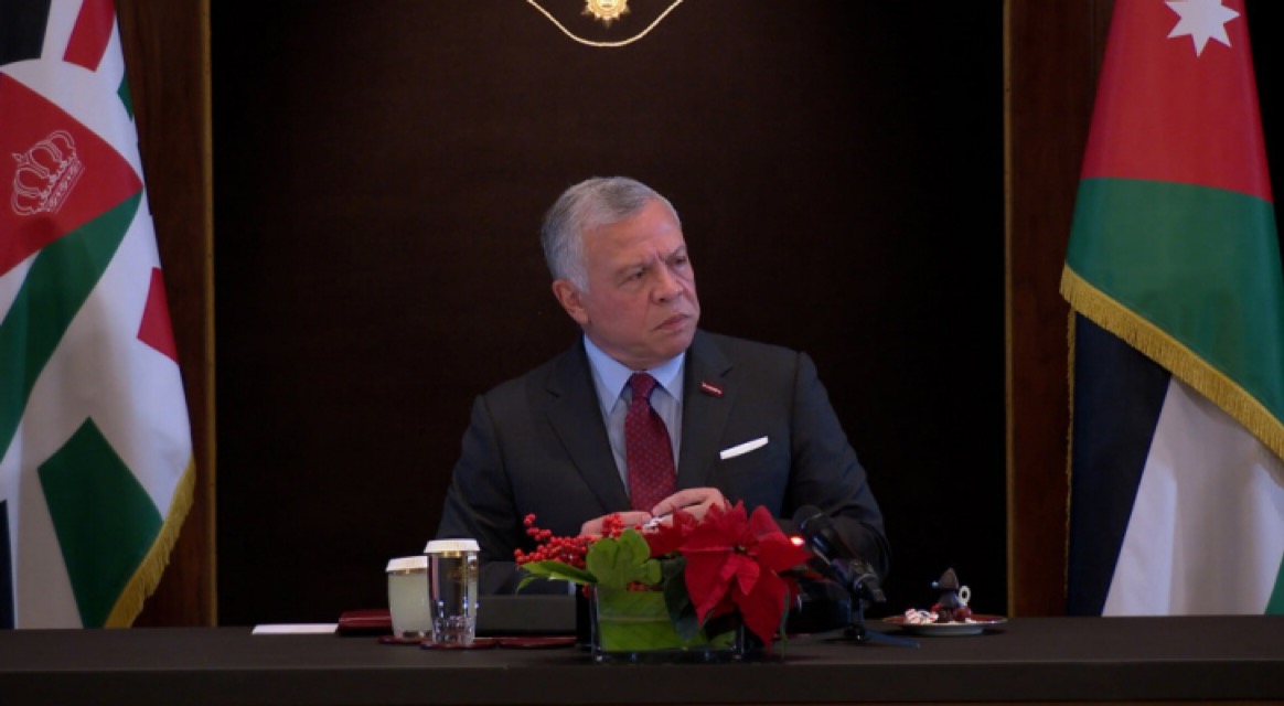 الملك يلتقي رئيس الوزراء الياباني ويبحثان العلاقات الثنائية والأوضاع في غزة