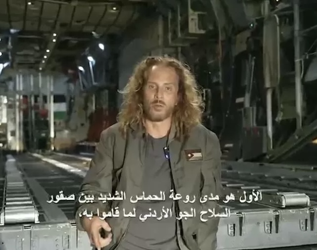 كاميرا هوليوود ترافق نسور سلاح الجو في الإنزال الأخير.. ماذا قال براندت أندرسون
