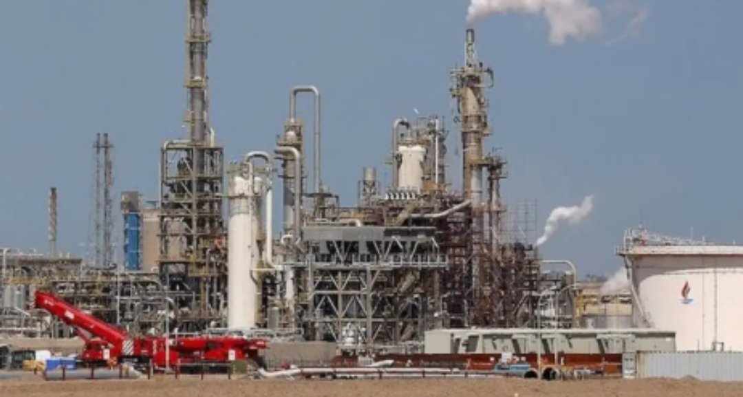 الكويت: السيطرة على حريق محدود بأحد خطوط الإنتاج النفط .. ولا تأثير على عمليات الإنتاج