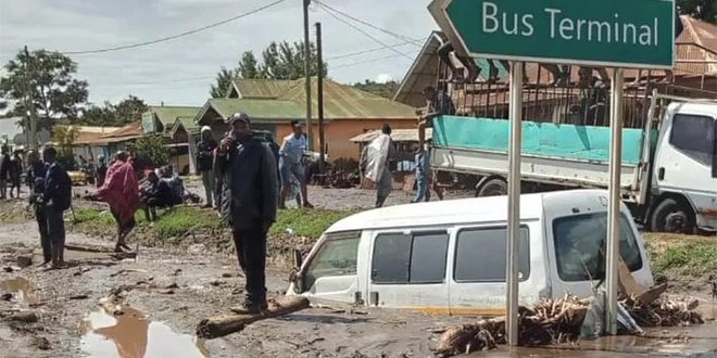 ارتفاع حصيلة ضحايا الفيضانات التي اجتاحت تنزانيا إلى 47 قتيلاً