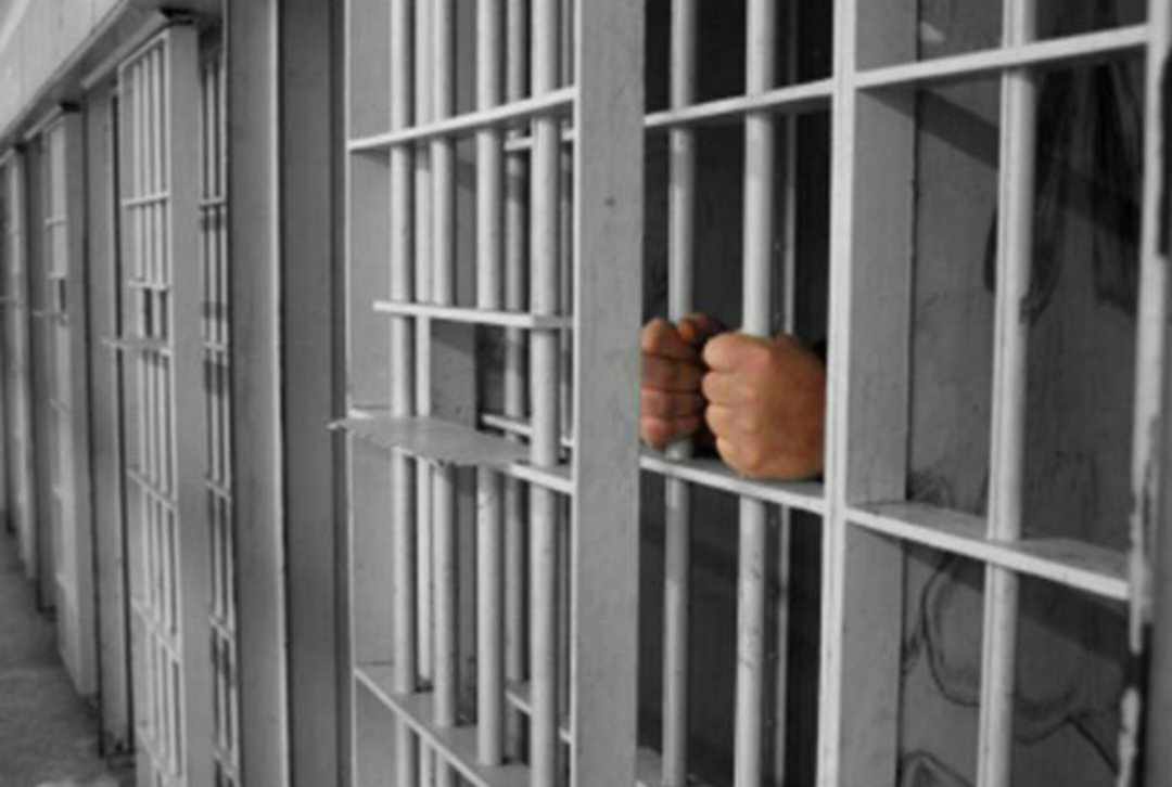 قصة متداولة في احد سجون السعودية  منقولة على لسان اللواء احمد الزهراني