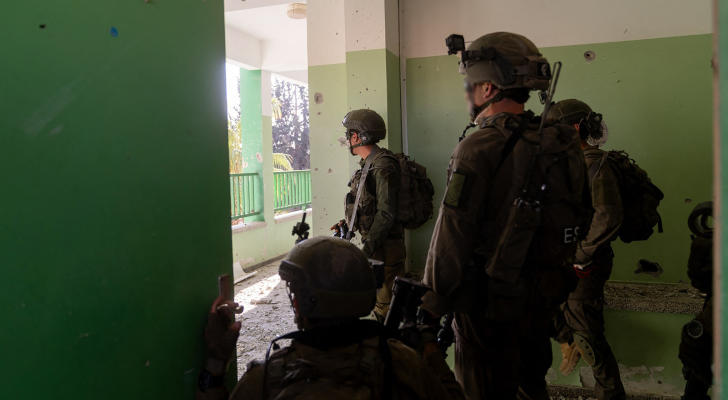 القسام تفجر فتحة نفق في قوة إسرائيلية