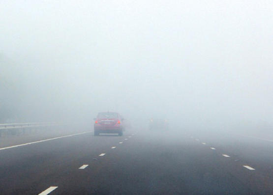 مديرية الأمن العام تحذر من تشكل الضباب في ساعات المساء والصباح الباكر