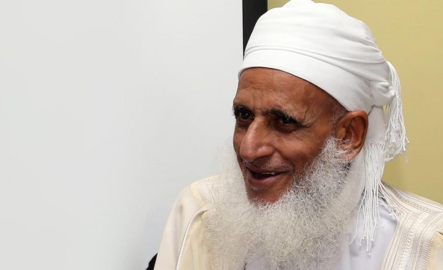 مفتي عُمان يرد على تحرم قتال الفلسطينيين ضد الجيش الإسرائيلي