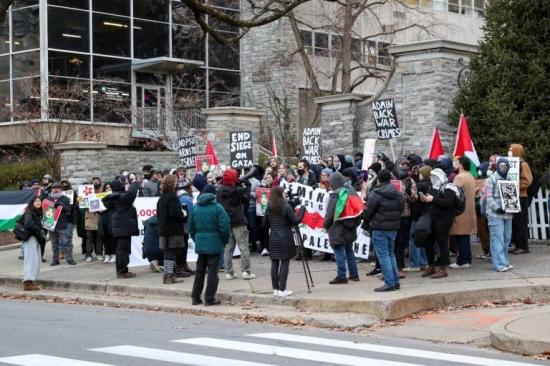 اللوبي الإسرائيلي يقيل رئيسة جامعة بنسلفانيا