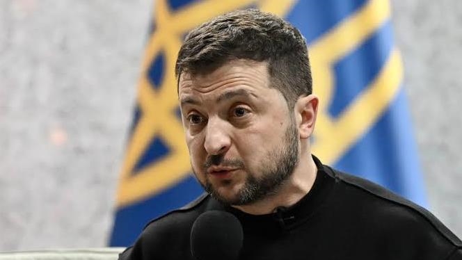 زيلينسكي: قد نخسر الحرب إذا لم تدعمنا واشنطن بشكل عاجل