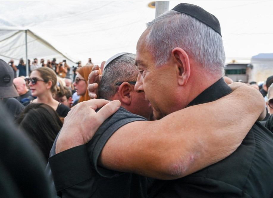 نتنياهو لقائد عسكري: استمروا حتى آخر جندي