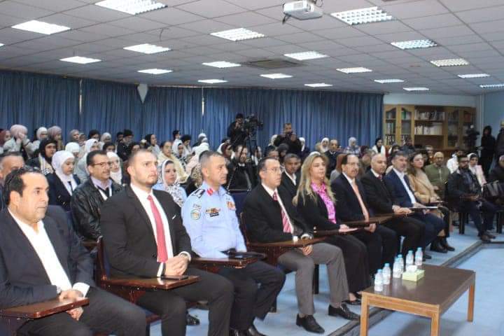 مديرية الإعلام والشرطة المجتمعية تشارك باليوم العالمي للتطوع في الجامعة الأردنية... صور 