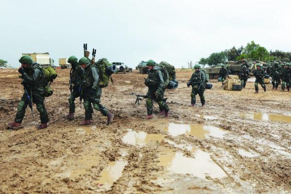 جيش الاحتلال: مقتل ضابط من المدرعات في معارك جنوب قطاع غزة