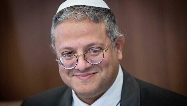 بن غفير يشيد بإقامة جنود إسرائيليين صلاة يهودية بمسجد في جنين