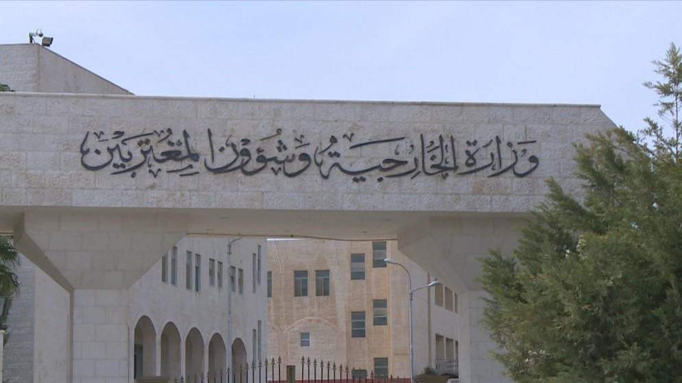 إجلاء 49 مواطنا أردنيا من قطاع غزة