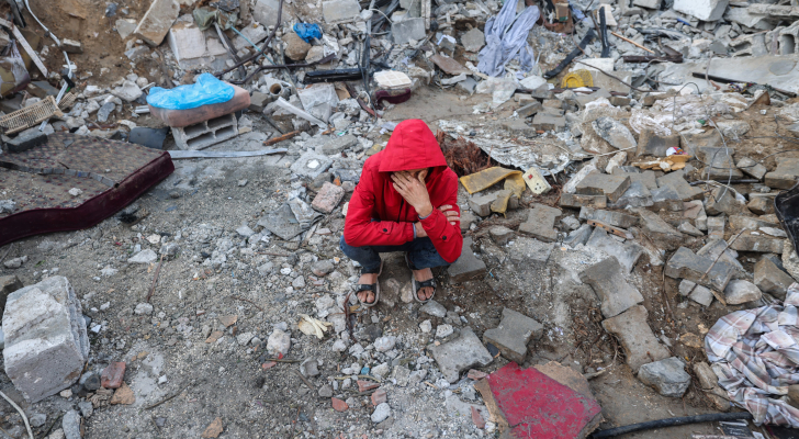 الصحفي زقوت: آلاف النازحين خرجوا من مستشفى كمال عدوان إلى منازلهم المدمرة