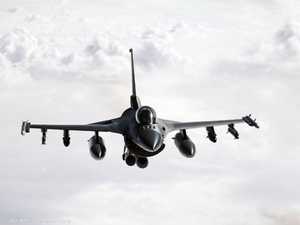 إقلاع إف16.. مناورة دعائية أم كارت أخير لإنقاذ زيلينسكي؟