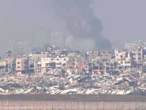 سباق الدبلوماسية والنار.. بحث هدنة جديدة لقطاع غزة