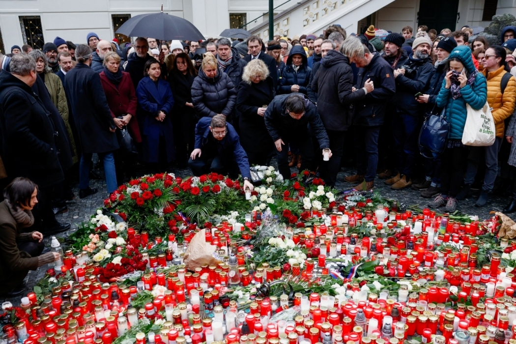 الإمارات تدين حادث إطلاق نار داخل جامعة في براغ