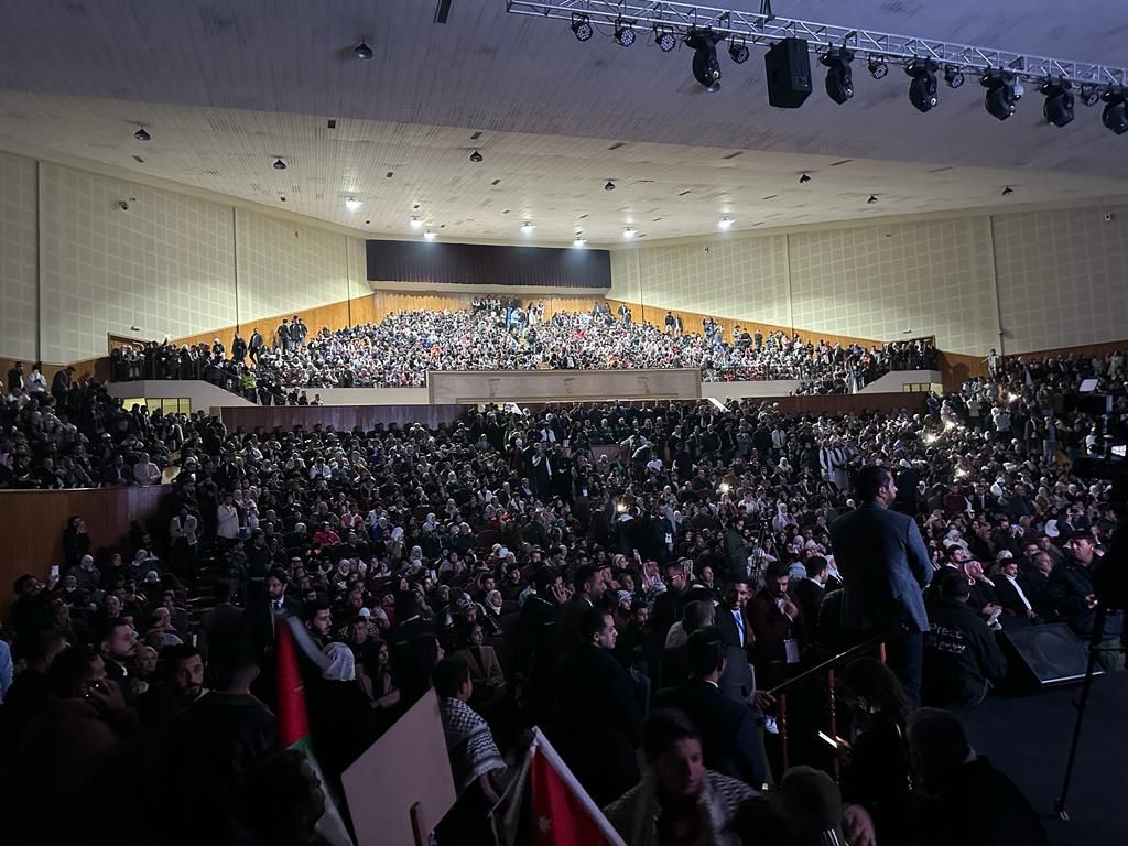 الميثاق الوطني يطلق مؤتمرا شبابيا ضخما بعنوان  فلسطين في وجدان الأردنيين ملكاً وشعبا  ...صور
