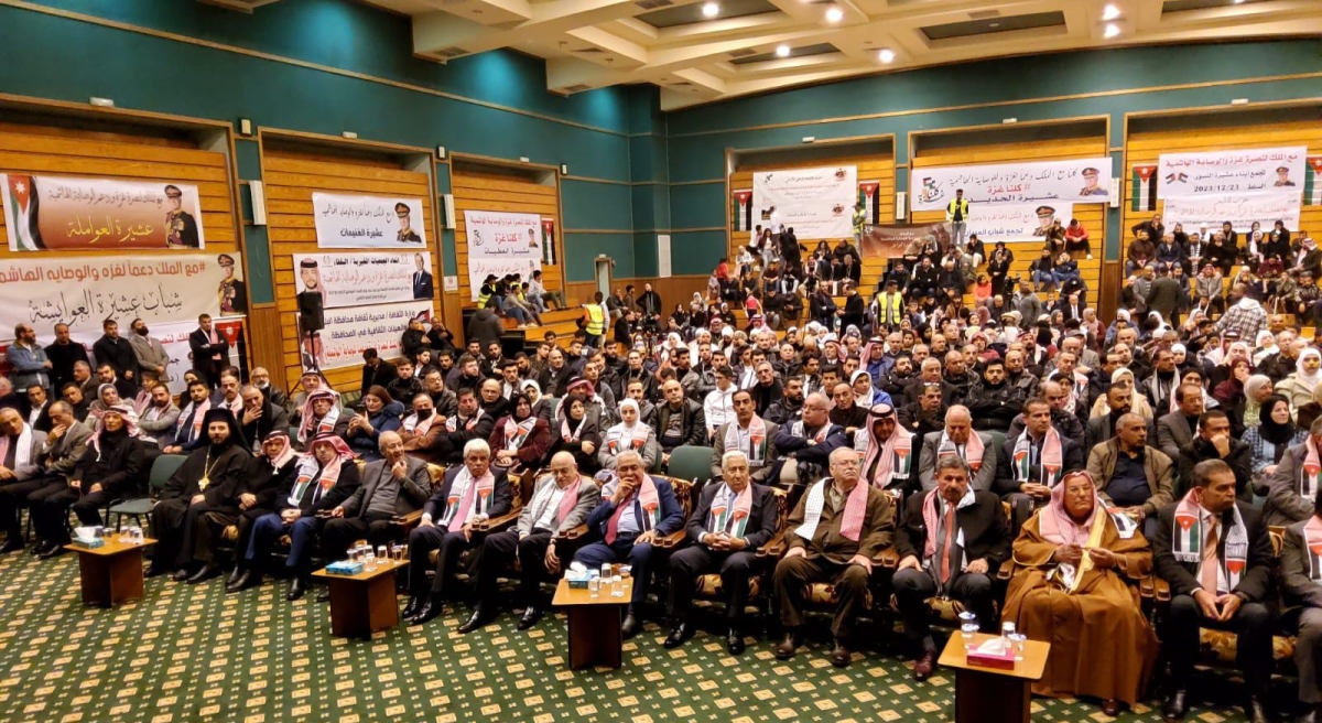 مهرجان خطابي سلطي يؤيد مواقف الملك تجاه العدوان على غزه