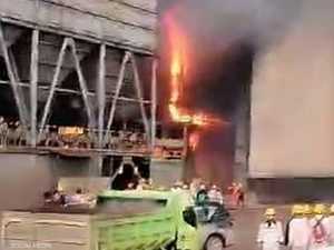 عشرات القتلى والجرحى في انفجار شرقي إندونيسيا