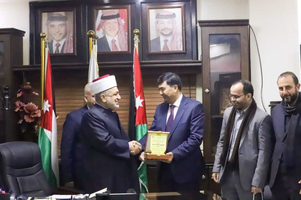 وزير الأوقاف: تنفيذ مزارع خلايا شمسية لتوفير فاتورة الطاقة للمساجد