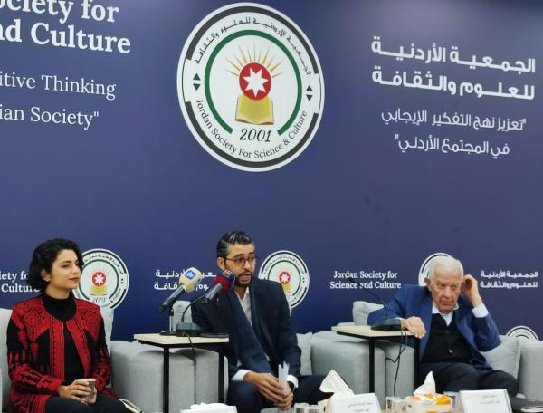 القاسم و الحموري يحاضران حول ملف فلسطين بمحكمة العدل