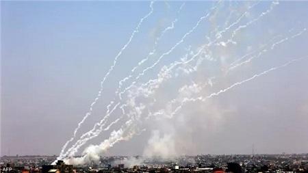 غارات إسرائيلية في بلدتين جنوب لبنان