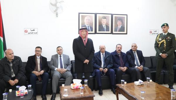 مندوبا عن الملك وولي العهد .. العيسوي يعزي عشيرتي أبو طالب والدباس