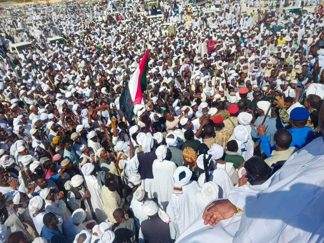 جماهير محلية الدبة تجدد دعمها ووقفتها خلف القوات المسلحة السودانية...صور