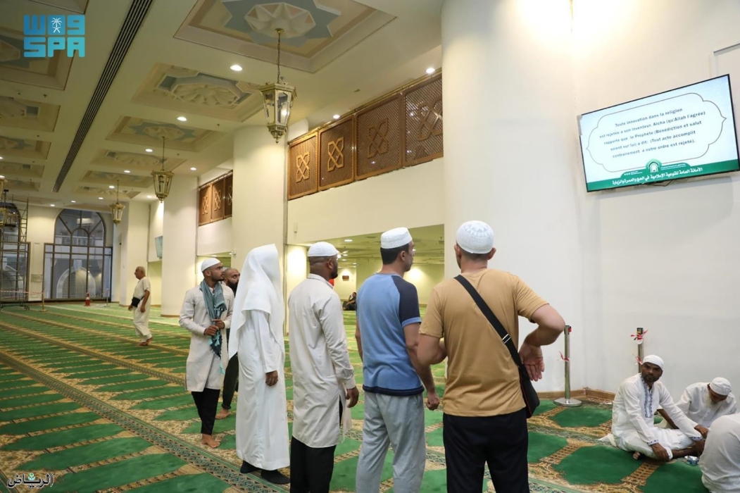 السعودية ..بث 5 ملايين رسالة إرشادية لتوعية المعتمرين والزوار