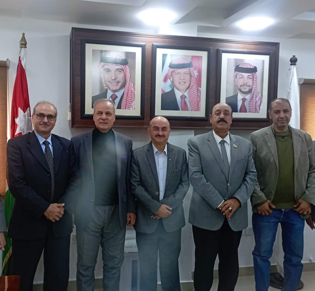الشوبكي يلتقى  أعضاء الهيئة الإدارية لجمعية المهندسين العسكريين المتقاعدين التعاونيه
