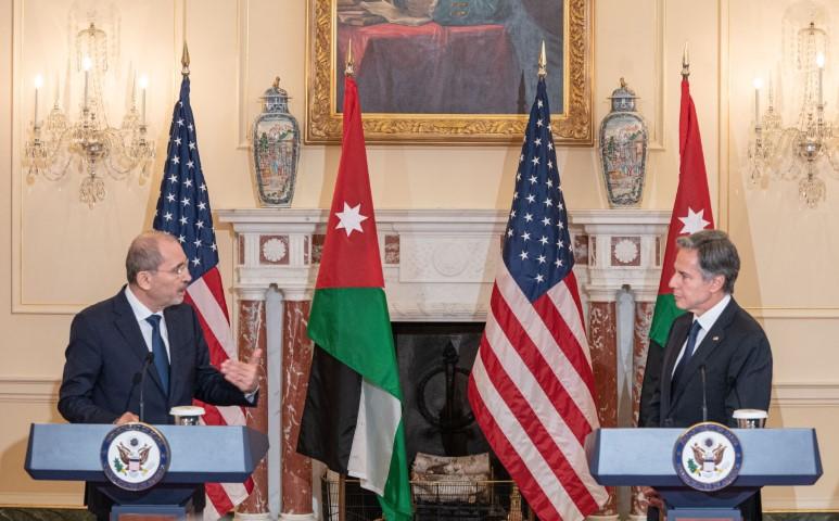 بلينكن يبدأ جولة تشمل الاردن