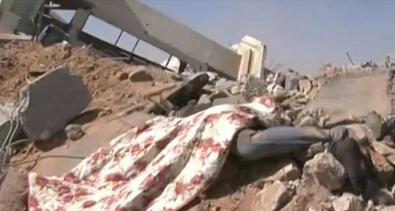 أحدهم تظاهر بالموت 3 أيام.. ناجون يسردون قصص الإعدامات الميدانية الإسرائيلية بغزة