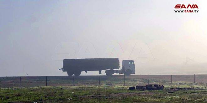 الاحتلال الأمريكي يسرق حمولة 56 صهريجاً من نفط الجزيرة السورية