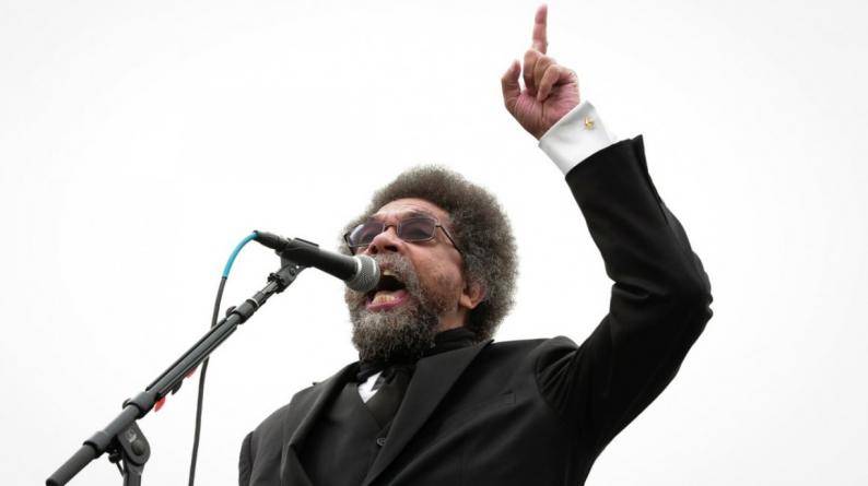 أكاديمي أميركي يدعو للتظاهر للضغط على إدارة بايدن لإنهاء حرب غزة