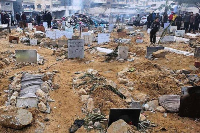 الإعلام الحكومي بغزة: الاحتلال سرق 150 جثمانا من مقبرة التفاح