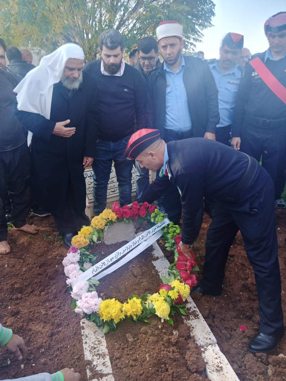 تشييع جثمان العقيد المتقاعد فايز بركات الجبر الشريده