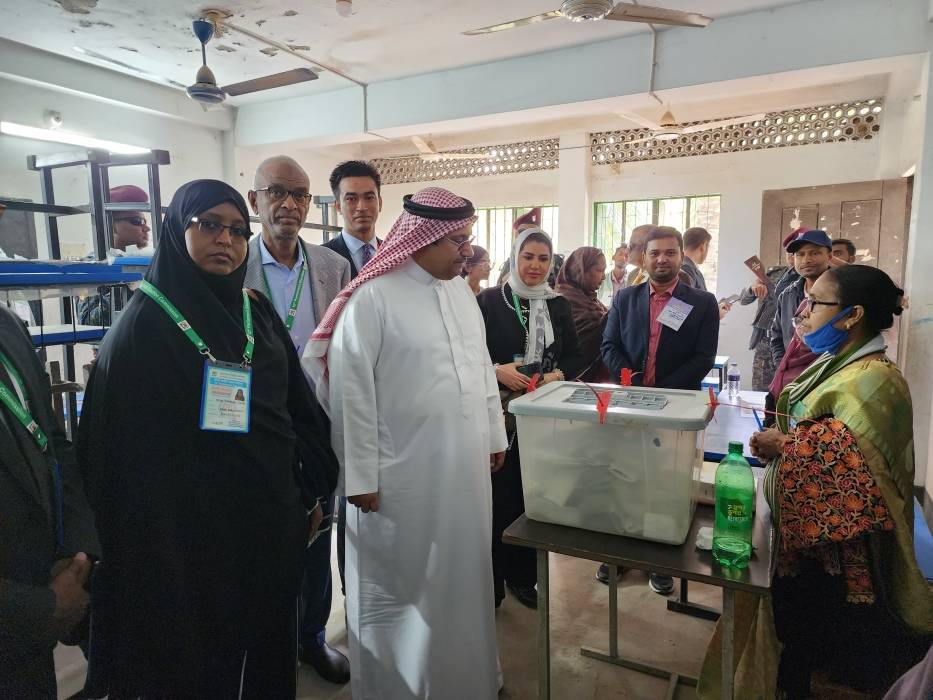 العسومي: البرلمان العربي حريص على متابعة الاستحقاقات الانتخابيةفي بنجلاديش تفعيلاً لدور الدبلوماسية البرلمانية العربية وتعزيز شراكاته الدولية.