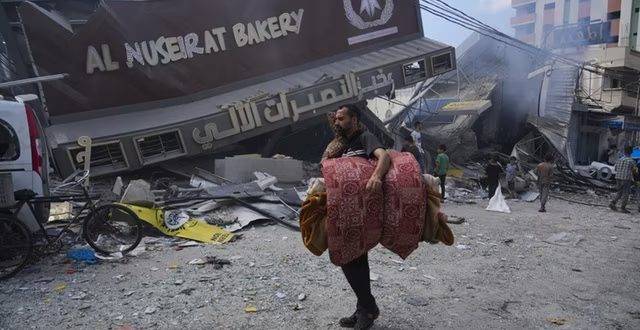 صحفية بريطانية: حصار غزة وتبعاته اللاإنسانية على الفلسطينيين يثيران الغضب والإحباط