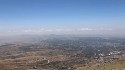 إعلام سوري: طائرات حربية يرجح أنها أردنية شنت غارات جوية استهدفت مواقع في السويداء