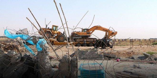 قوات الاحتلال تهدم ثلاث منشآت في القدس وسلفيت