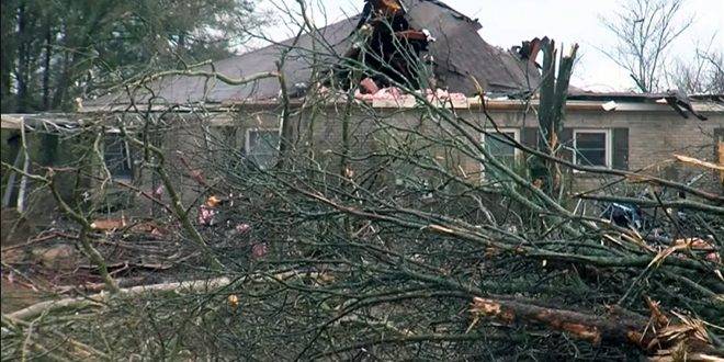 مصرع ثلاثة أشخاص بسبب الأحوال الجوية السيئة في الولايات المتحدة