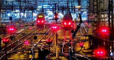 شلل فى ألمانيا بسبب إضراب العاملين بالسكك الحديد والمزارعين