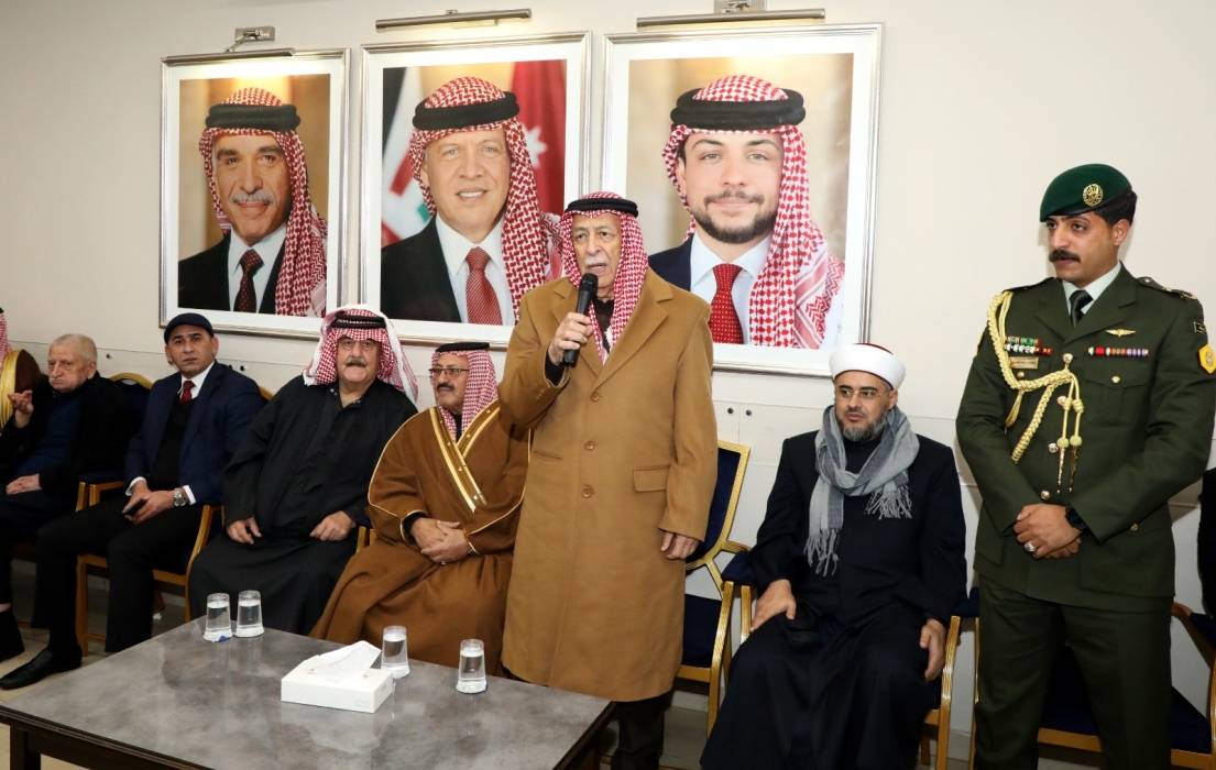 مندوبا عن الملك وولي العهد.. العيسوي يعزي عشيرة الحباشنة
