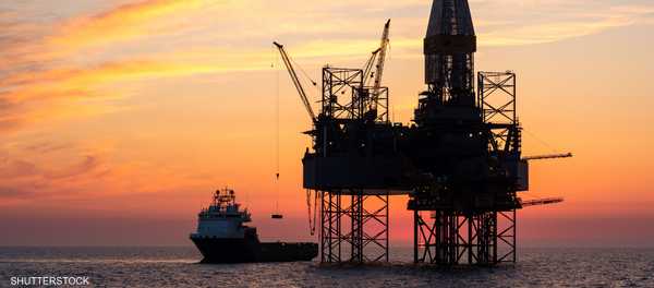 أسعار النفط تتراجع في أسبوع رغم الأحداث في البحر الأحمر