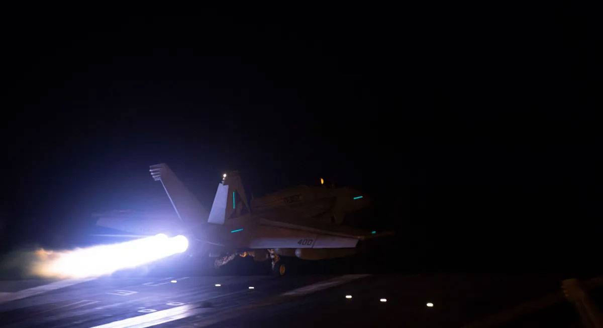 روسيا تدين الضربات على مواقع باليمن وأمريكا تؤكد قانونيتها