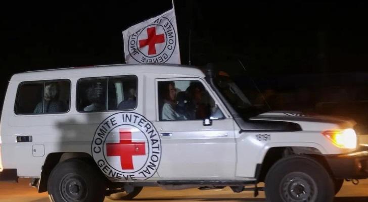 بدء نقل الأدوية إلى المحتجزين بغزة