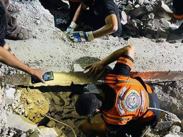 عشرات الشهداء والمصابين باستمرار قصف الإحتلال على غزة