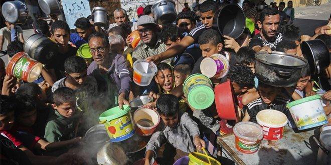 وكالات أممية تطالب بالإسراع بإيصال المساعدات الإنسانية إلى قطاع غزة