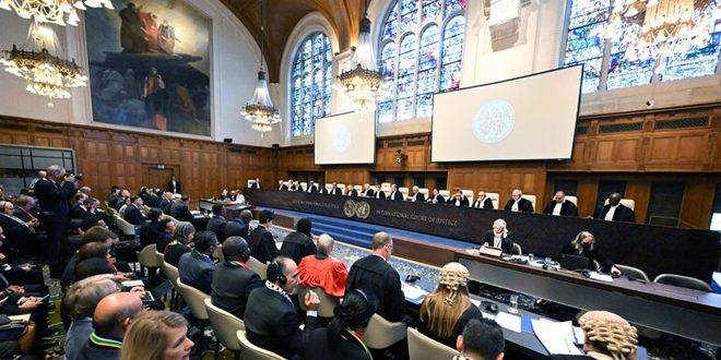 بسبب تواطئهما بالجرائم الإسرائيلية… 50 محامياً من جنوب أفريقيا يقاضون واشنطن ولندن