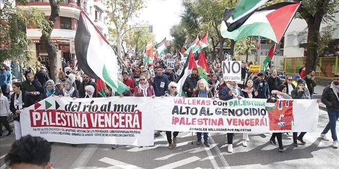 عشرات المنظمات الإسبانية تدعو إلى مظاهرة السبت القادم لنصرة فلسطين
